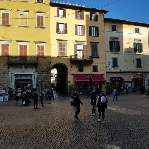 ...all'Archetto di Sant'Andrea......pieno centro, Hotel in Orvieto