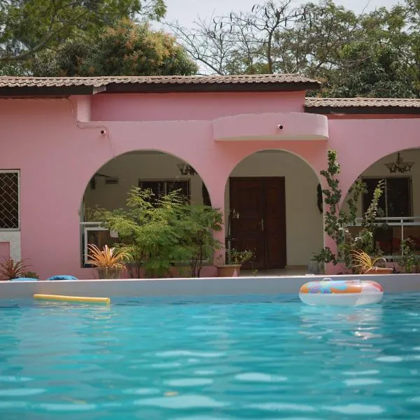 Villa Amarant - Private Garden with Pool Retreat