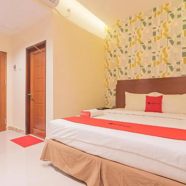 RedDoorz Plus @ Siradj Salman Samarinda: Tenggarong şehrinde bir otel