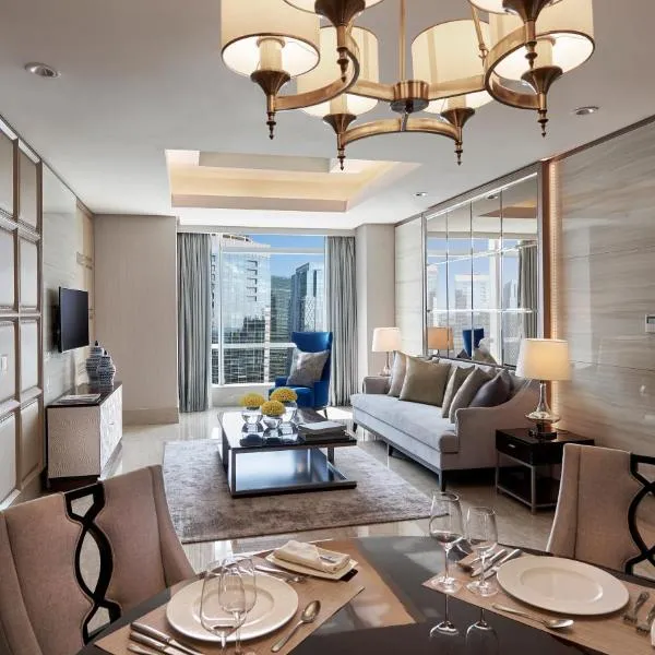 The Residences of The Ritz-Carlton Jakarta Pacific Place, hotel sa Jakarta
