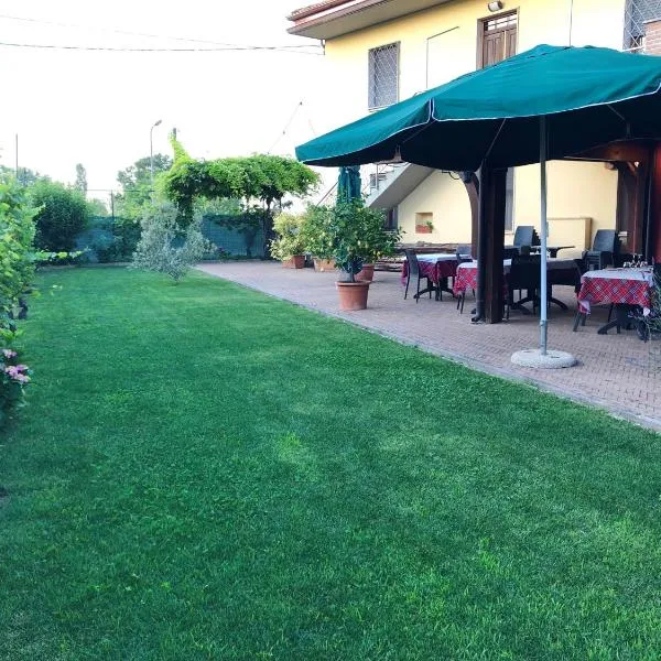 Da Nando Antica Osteria Hotel, hotel Godi városában