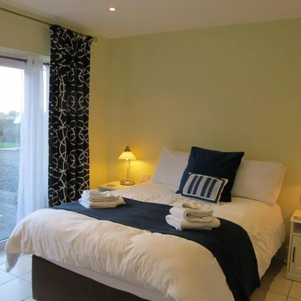 The Garden Room, Private Entrance Ensuite, hotel in Portrush