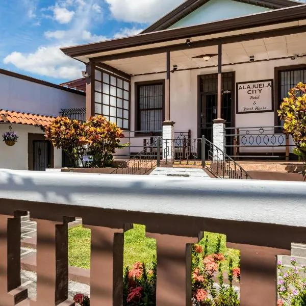 ALAJUELA CITY Hotel & Guest House, hotell sihtkohas Alajuela