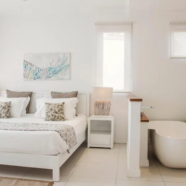 2 bedrooms charming apartment, West Island Resort, hotel em Rivière Noire