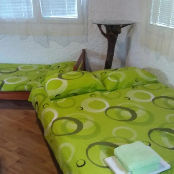 House 23 A1, hotel v destinaci Tivat