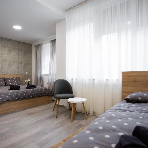 Gloria Rooms, hotel em Pozega