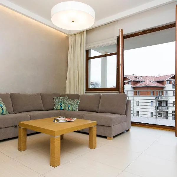 Waniliowy - Neptun Park by OneApartments, hotel in Jelitkowo