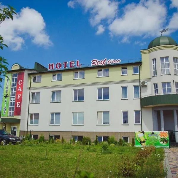 Hotel Resttime, hotel in Solovichi