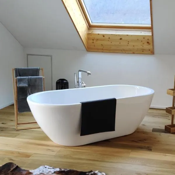 Schöne Wohnung in Walenstadt, hotel in Walenstadt