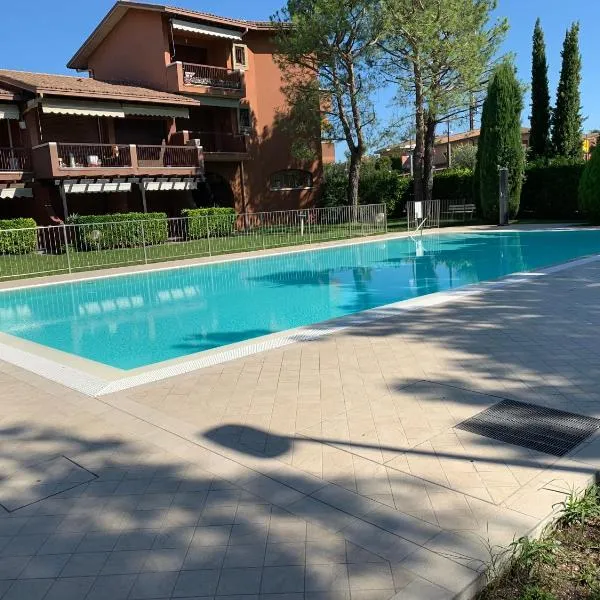 Suite Marta, hotel v Sirmione