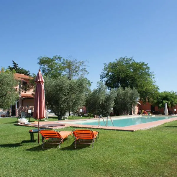 Agriturismo La Siesta, hotel Marsilianában