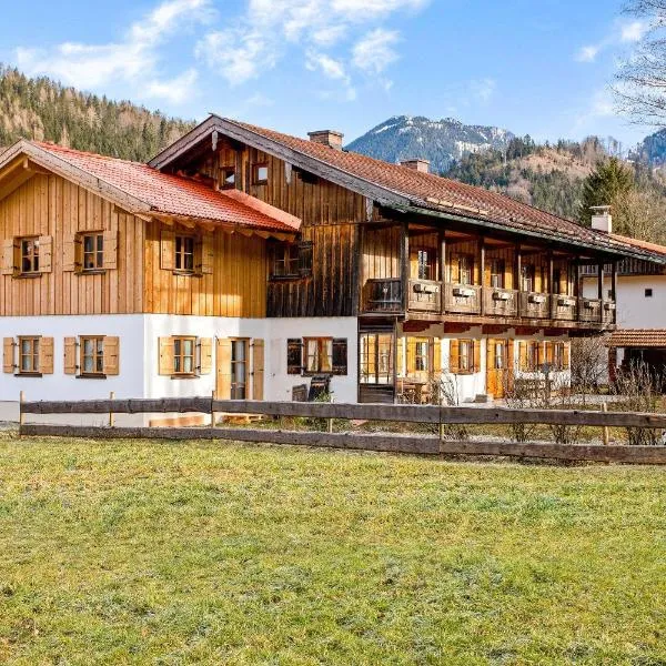 Ferienwohnung Uferweg, hotel v destinaci Fischbachau