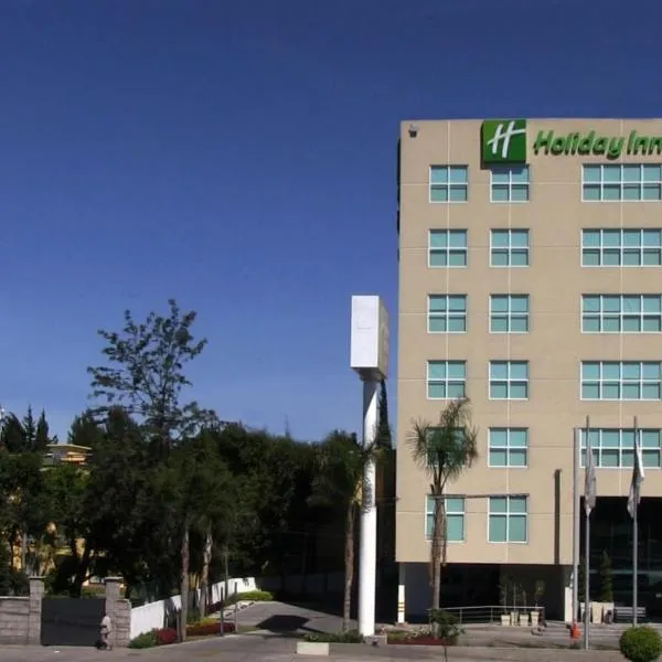 Holiday Inn Express & Suites Queretaro by IHG, hotel v destinaci Querétaro