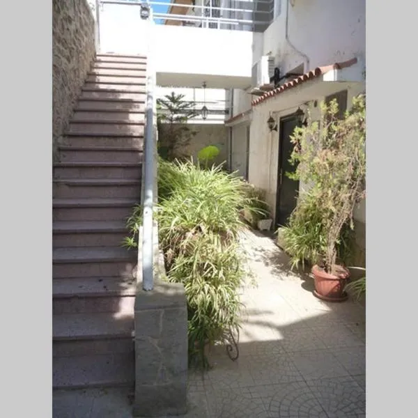 SuperF2Scala, hotel en Argel