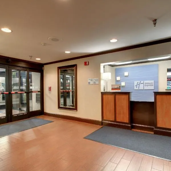 Holiday Inn Express Hotel Fort Campbell-Oak Grove by IHG, hotel v mestu Oak Grove