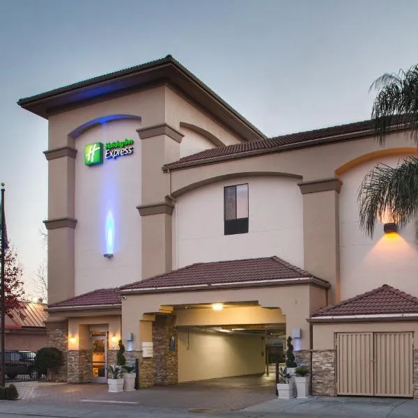 Holiday Inn Express Redwood City Central, an IHG Hotel, hotel a Foster City