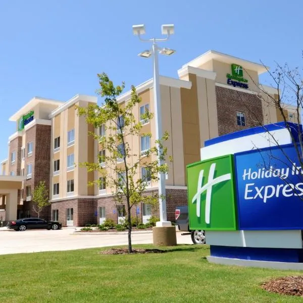 Holiday Inn Express Covington-Madisonville, an IHG Hotel, hotel di Folsom