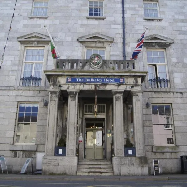 The Bulkeley Hotel, hotel in Llangoed