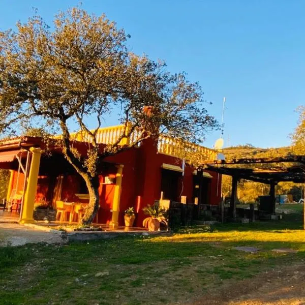 La Cañada, hotel en Villaviciosa de Córdoba