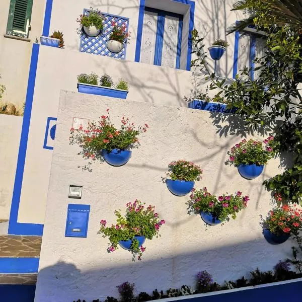 La Porta Blu, hotel in Campionna