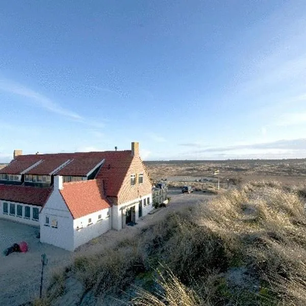 Strandhotel Terschelling B&B, hotel in West aan Zee