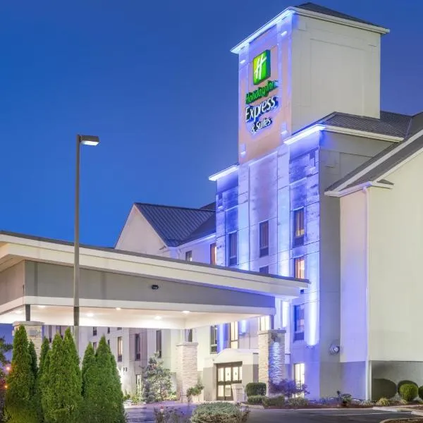 Holiday Inn Express Hotel & Suites Louisville East, an IHG Hotel, hotell i Fisherville