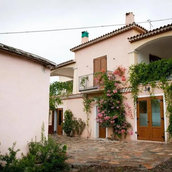 Agriturismo Donnolù, hotel in Tertenìa