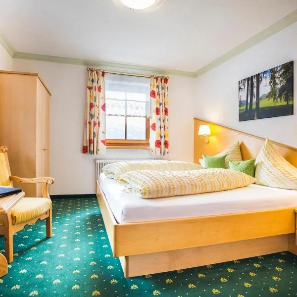 Gästehaus Fitsch, hotel v destinaci Obsteig