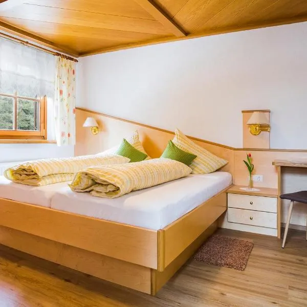 Gästehaus Fitsch, hotel in Obsteig
