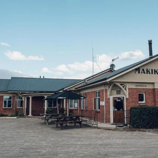 Makikihi Country Hotel, hotel v mestu Waimate