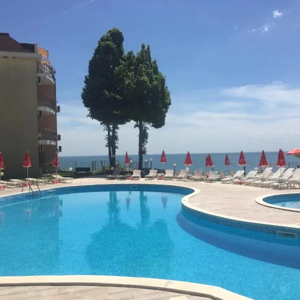 Helios Hotel, khách sạn ở Balchik