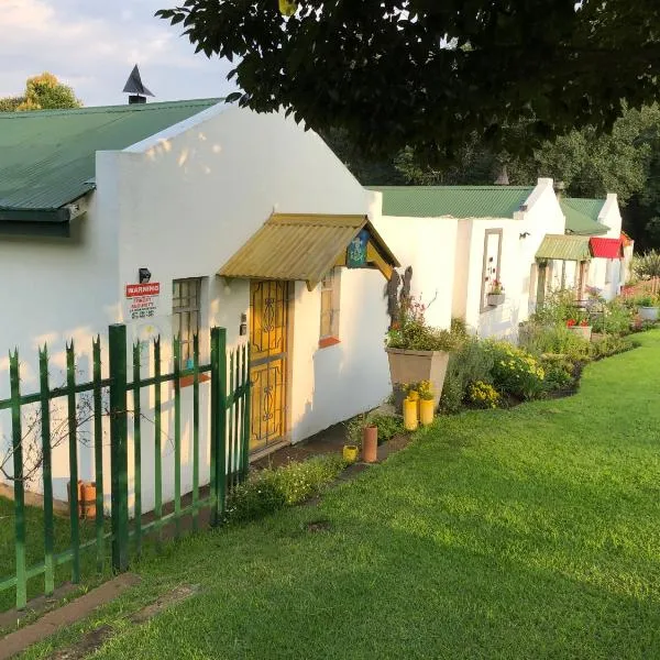 Peace Corner Cottages, hotel Dullstroomban