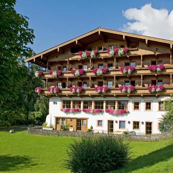 Hotel Gut Kramerhof, hotel v destinácii Kirchdorf in Tirol