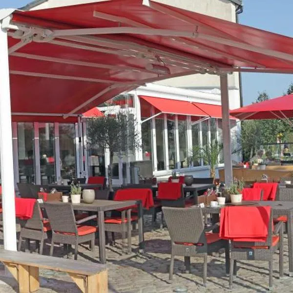 Hotel & Restaurant Gasthaus Zum Anker, hotel di Listerfehrda