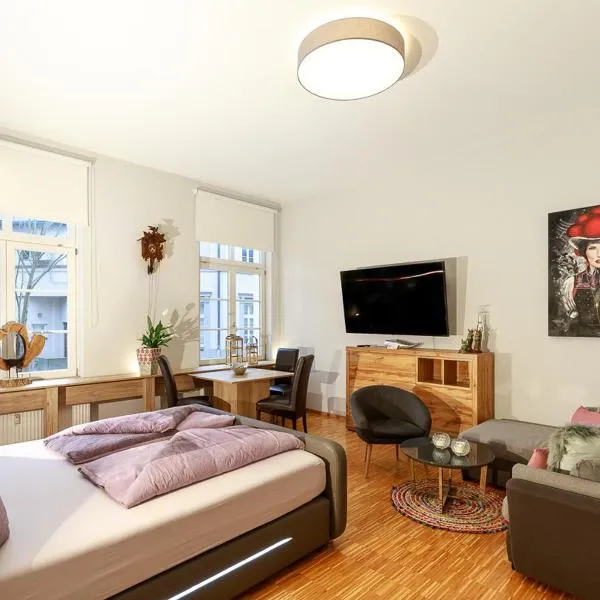Schwarzwaldzimmer & Schwarzwald Design Apartment, hotel v destinaci Rottweil