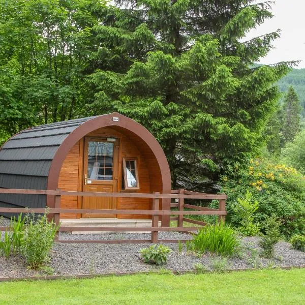 Glamping Hut - By The Way Campsite, hotel in Crianlarich