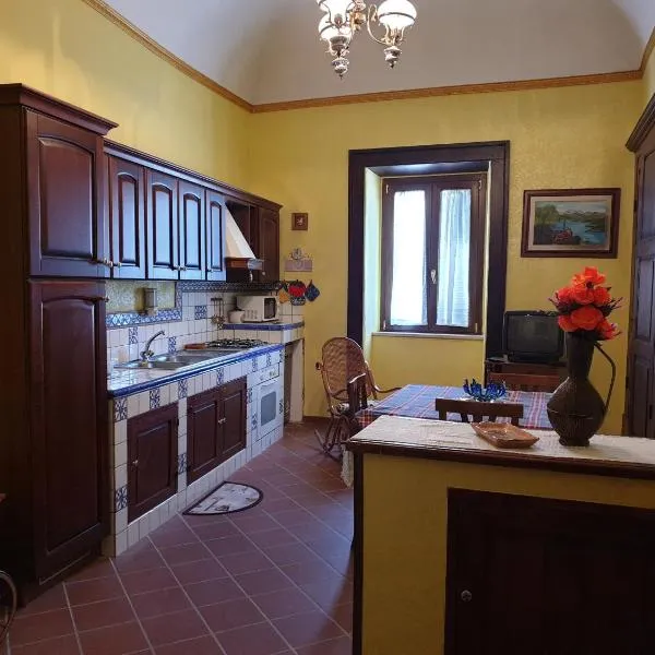 B&B DA PERSIO, hotell i Macchiagodena