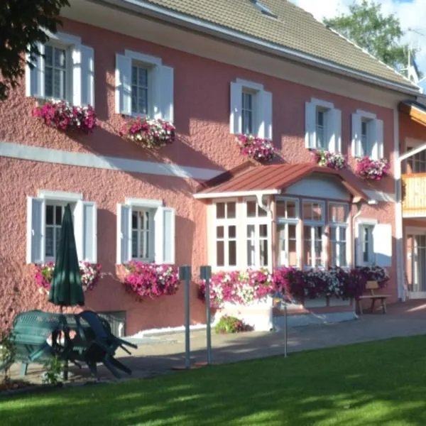 Residenze Sonnenschein Casa Rosa, hotell sihtkohas Niederdorf