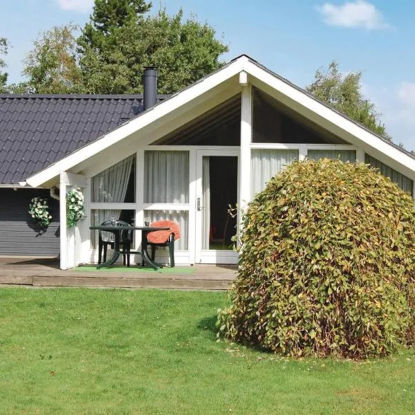 Holiday Home Rønnebærvangen Oksbøl Iv, hotel u gradu 'Oksbøl'