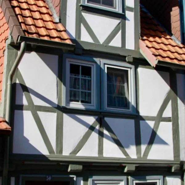 Mittelalterliches Fachwerkhaus am Diebesturm - klimatisiert-, khách sạn ở Bad Sooden-Allendorf