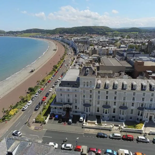 St George's Hotel - Llandudno, hotel in Llansantffraid Glan Conwy