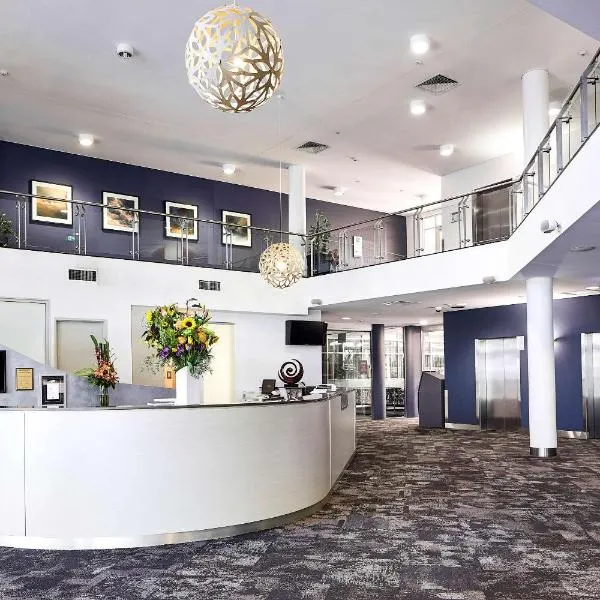 Quality Hotel Dickson: Canberra şehrinde bir otel