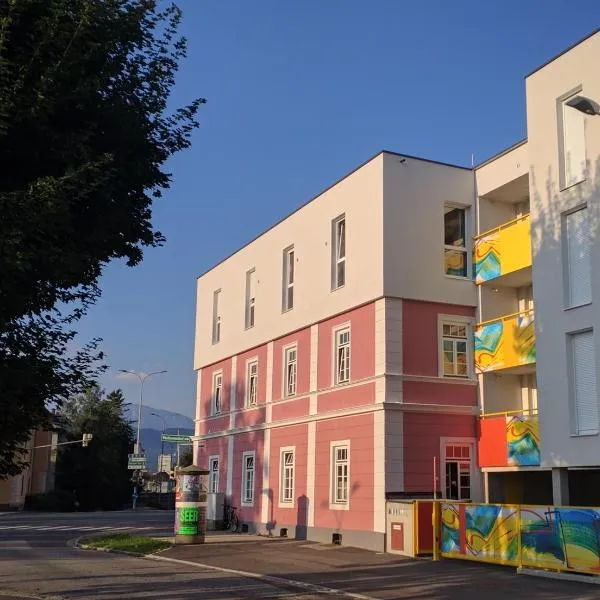 212 St Petersburg, Studio Apartment, 27m2, 1-2 Pers, hotel in Klagenfurt