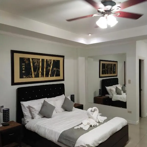 Bourbon St Apts Condo 16, hotel v destinaci Angeles