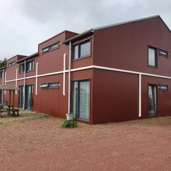 Hotel Dijkzicht, hotel in Bierum