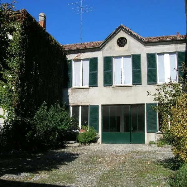 B&B Leon D'Oro, ξενοδοχείο σε Pusiano