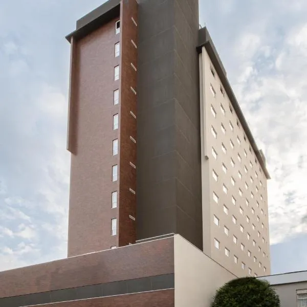 Intercity Curitiba Batel, hotel v destinaci Curitiba
