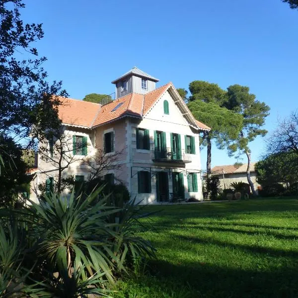 La Maison du Môle, hotel in Aigues-Mortes