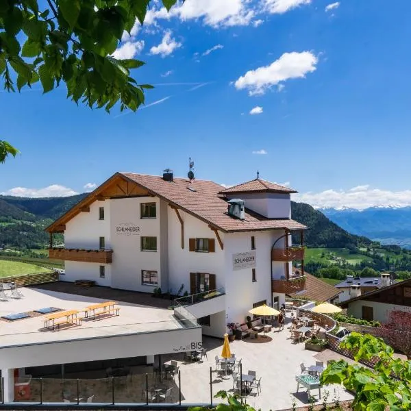 Pension Schlaneiderhof, hotel en Vilpiano