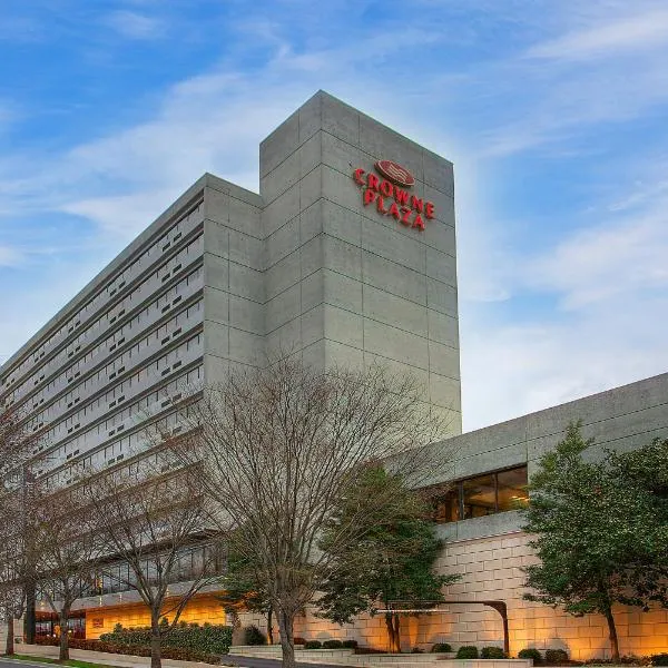 Crowne Plaza Knoxville Downtown University, an IHG Hotel、ノックスビルのホテル